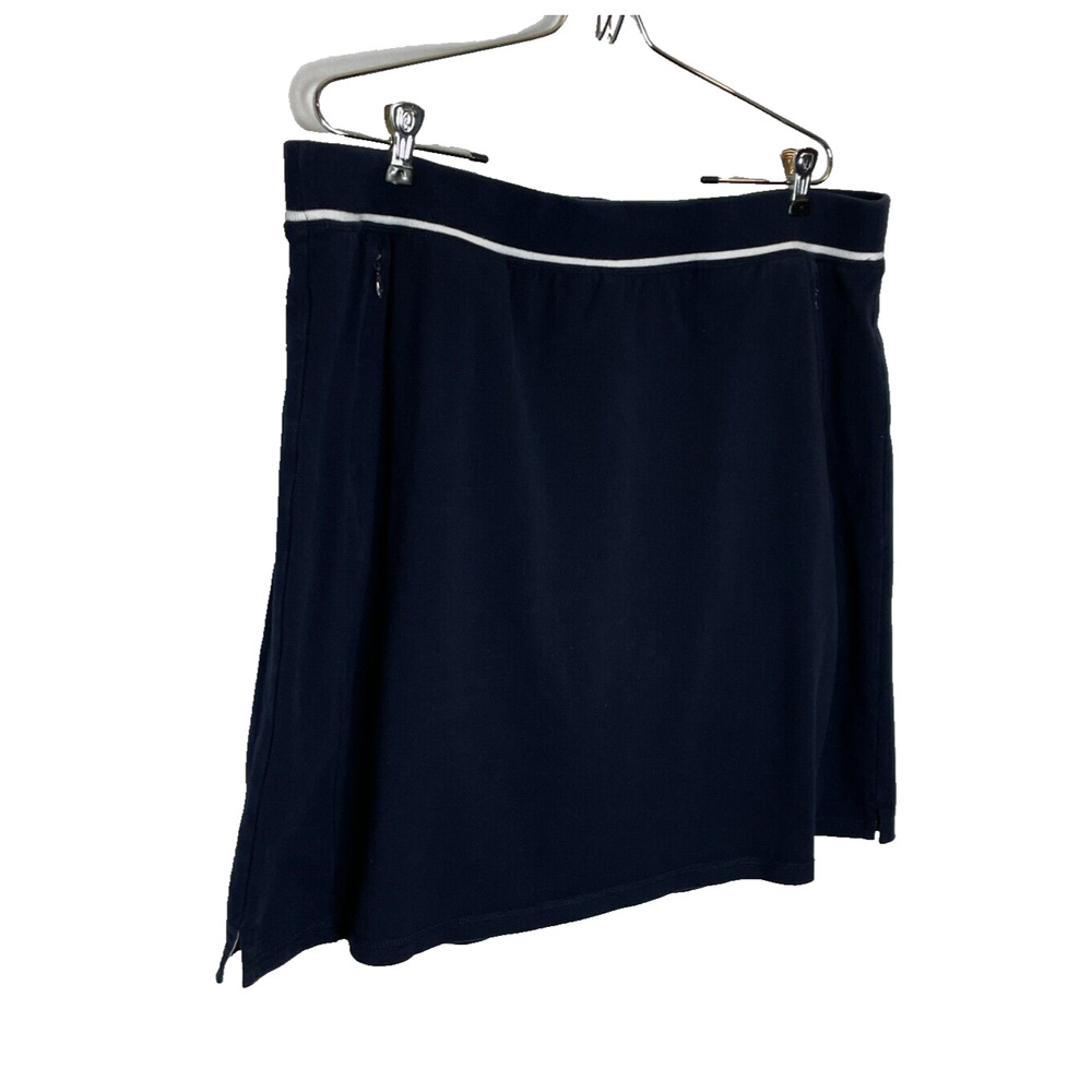 Talbots Navy Skort with White Piping - Picture 2 of 5